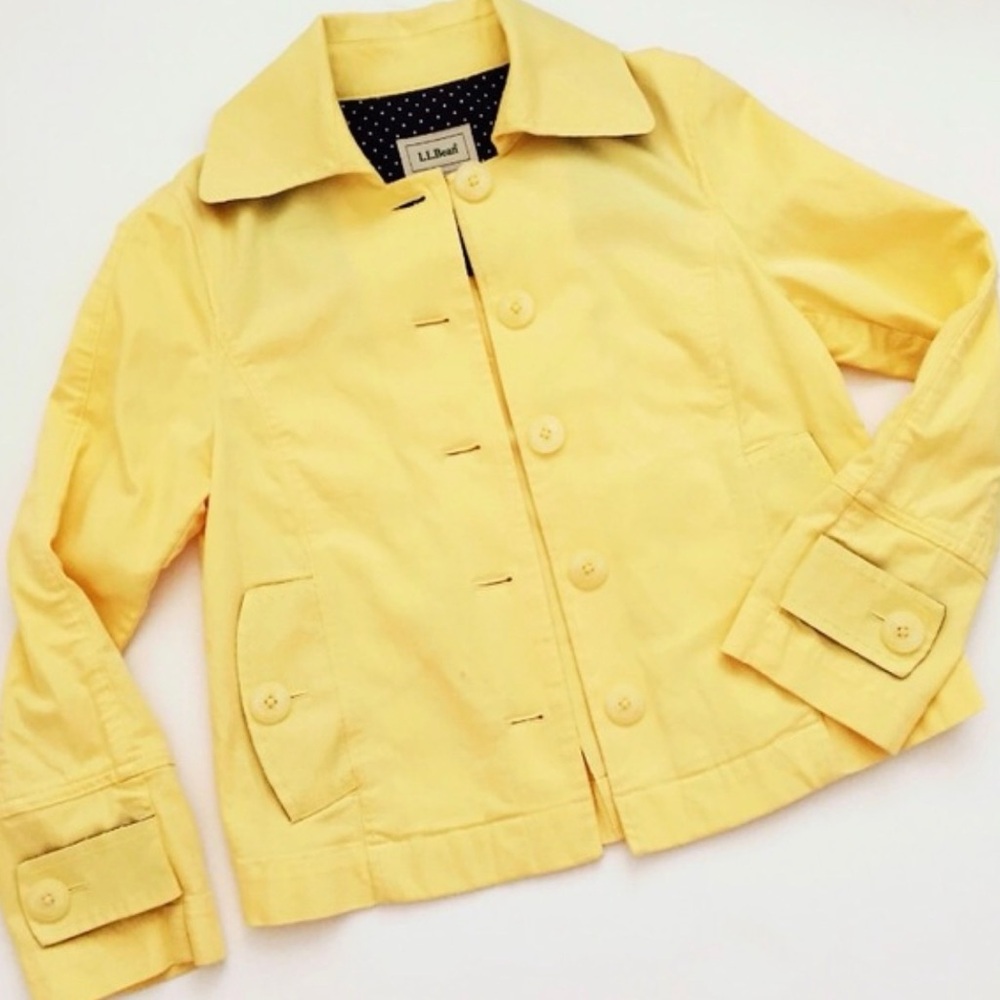 L.L. Bean Yellow Jacket Classic Preppy Spring Layer